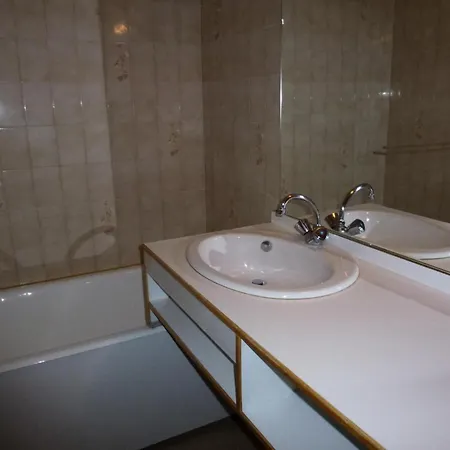 Apartman Parrachee - Pour 4 Personnes Mae-4661 *